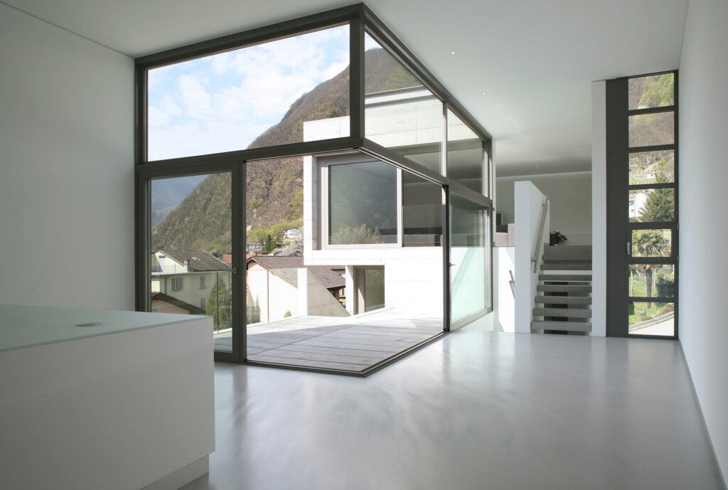 a modern house in Beaverton with window glasses